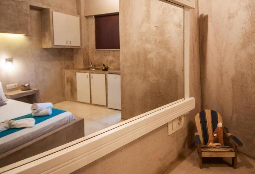 استودیوی استاندارد, Zante Nest Studios & Apartments