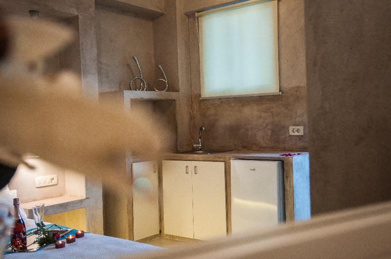 استودیوی استاندارد, Zante Nest Studios & Apartments