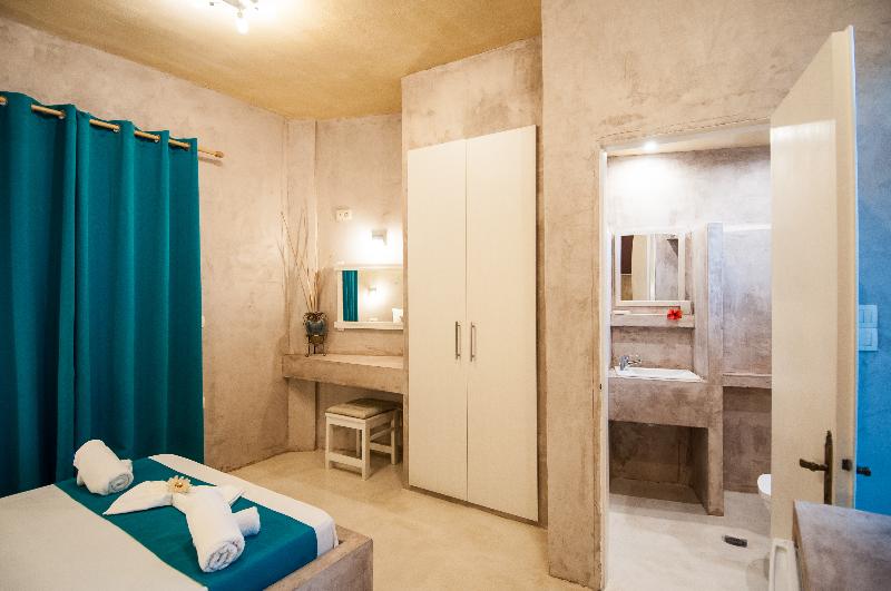 استودیوی استاندارد, Zante Nest Studios & Apartments