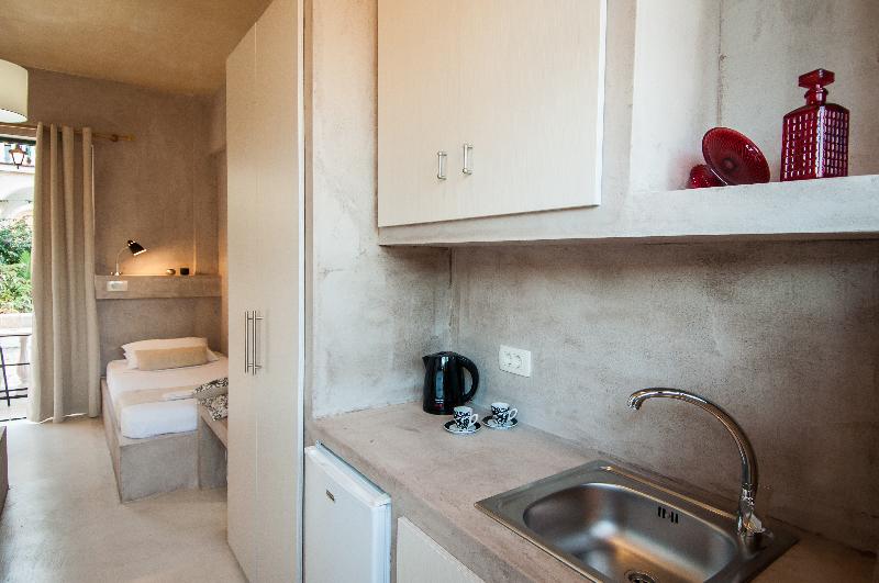استودیوی استاندارد, Zante Nest Studios & Apartments