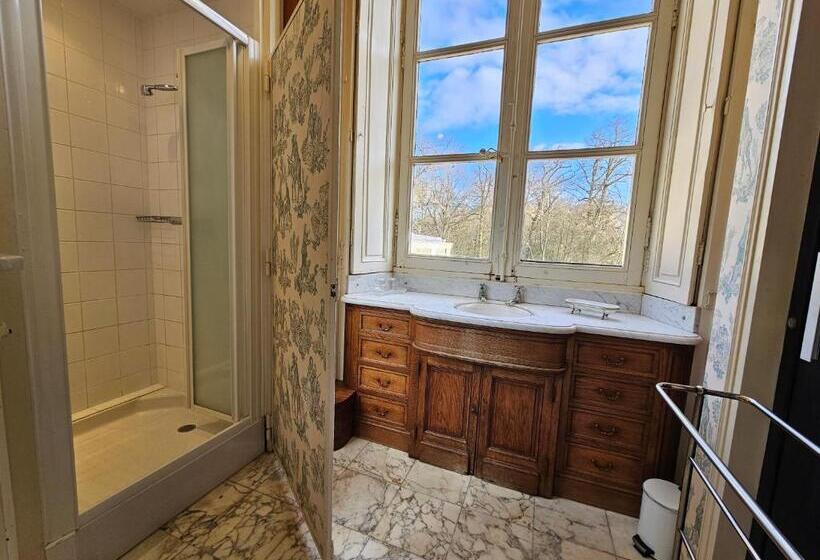 デラックスルーム, Chateau De Craon