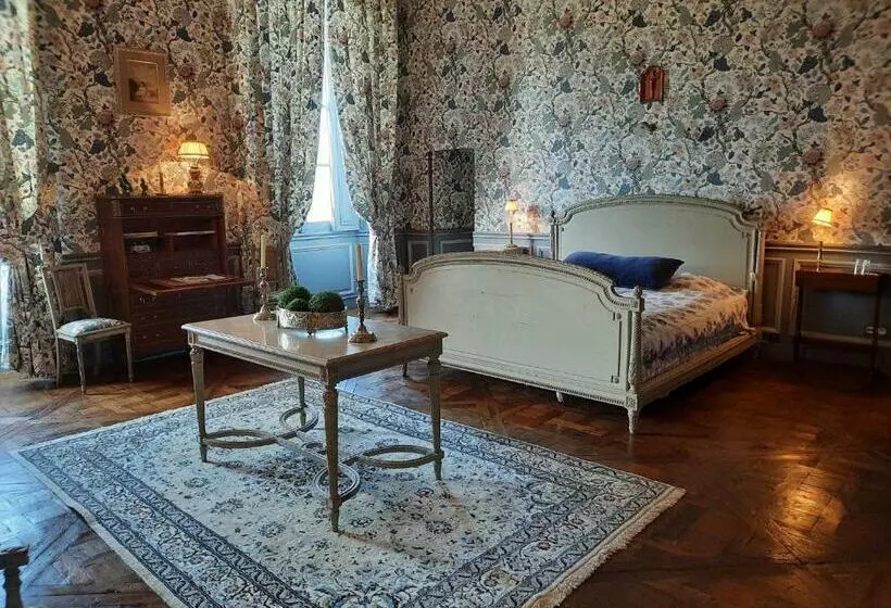 Camera Deluxe, Chateau De Craon
