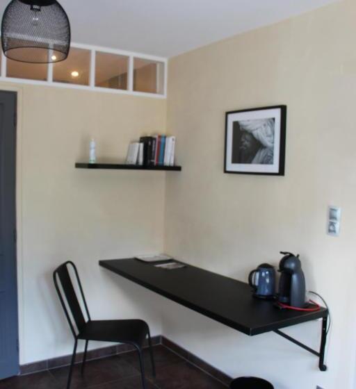 Номер Стандарт, L Alisier Chantant