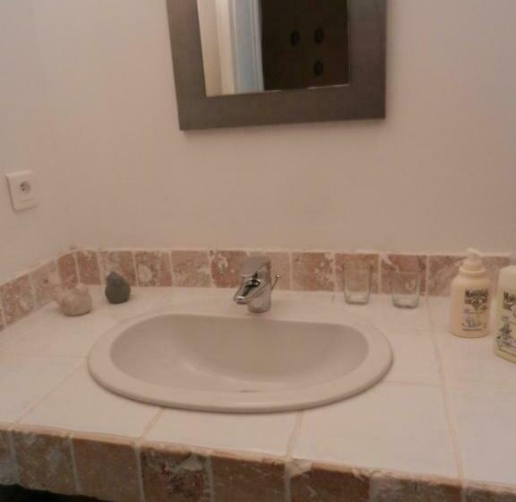 Номер Стандарт, La Fenière Aux Hirondelles