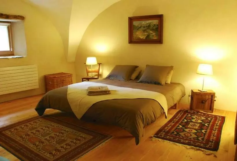 コンフォートルーム, La Ferme De Beauté