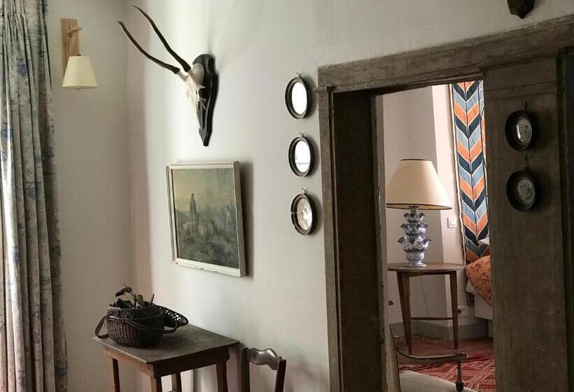 Люкс, La Maison Jeanne D Arc