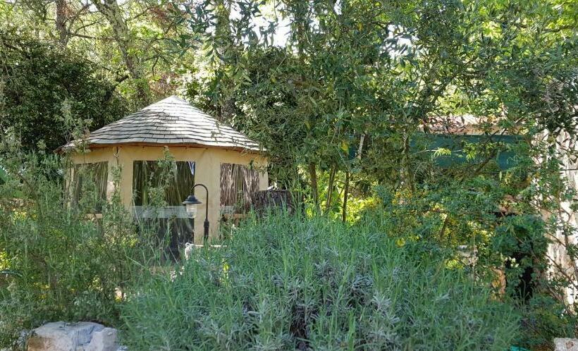 Номер Стандарт, Le Donjon Des Combes Et Son Spa
