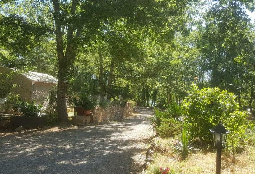 Номер Стандарт, Le Donjon Des Combes Et Son Spa