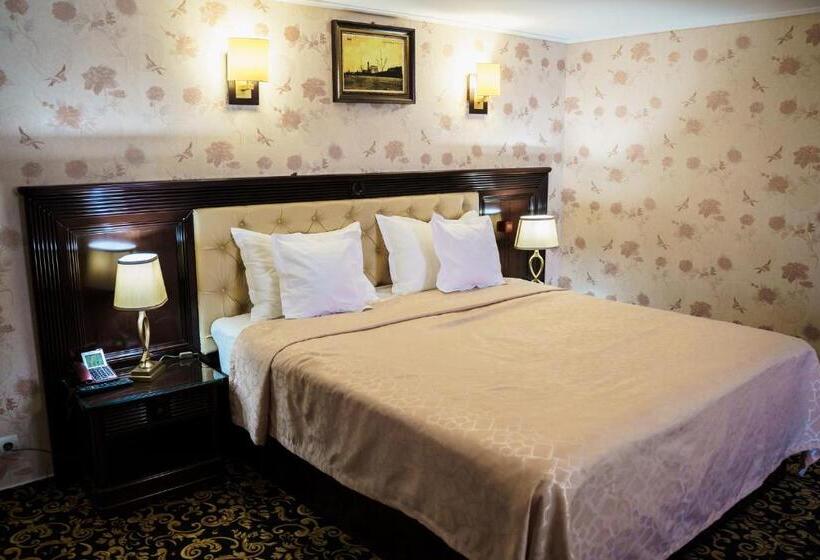 جناح سوبيريور, Grand Hotel Orient Braila