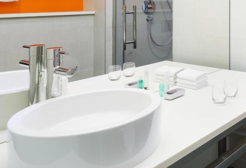 غرفة قياسية, Aloft Dhahran