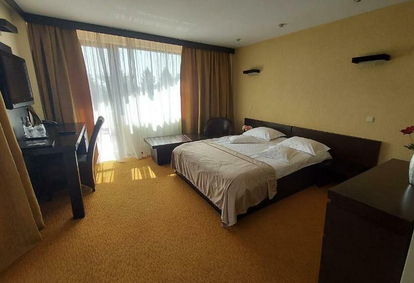 标准间, C&c Karo Resort