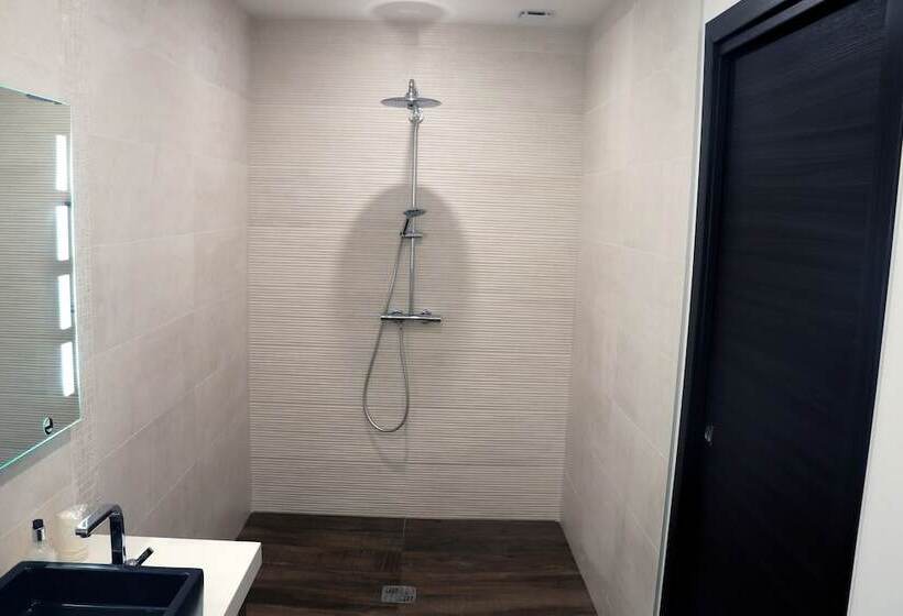 Семейный Номер, Padolo