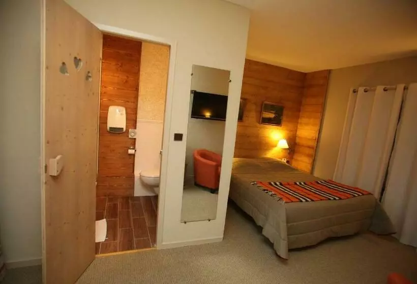 اتاق استاندارد, Hôtel Restaurant La Ferme Du Père François