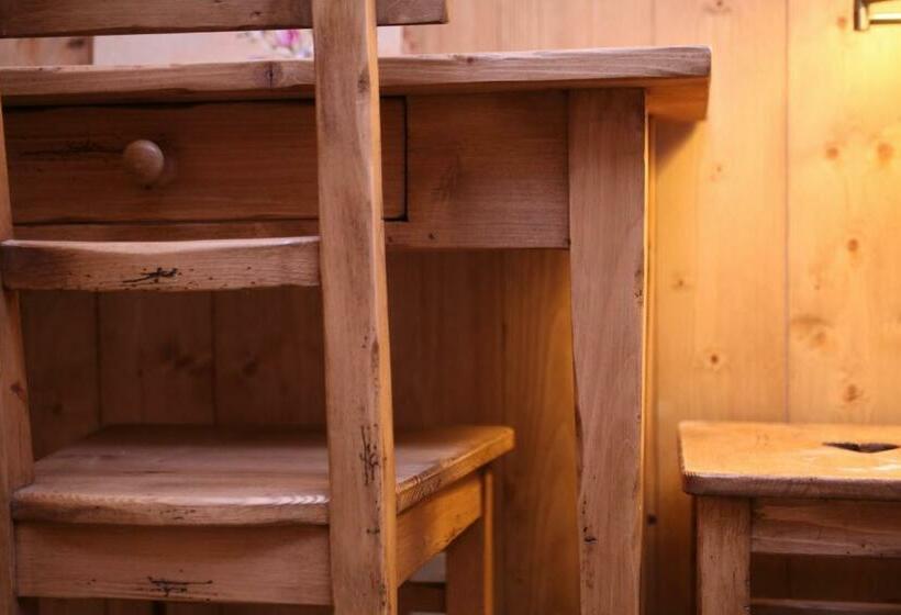 חדר סטנדרט לשלושה, Hôtel Restaurant La Ferme Du Père François