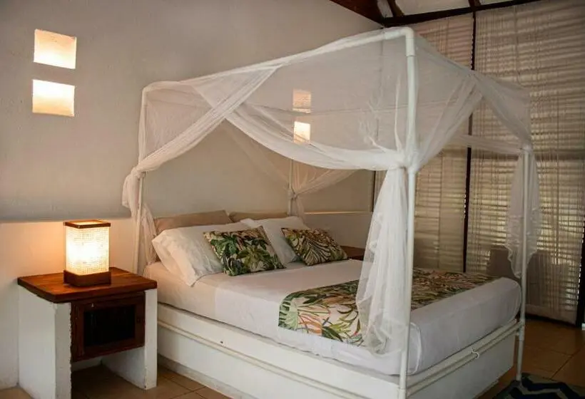 スタンダードトリプルルーム, Huku Beach Hostel Palomino