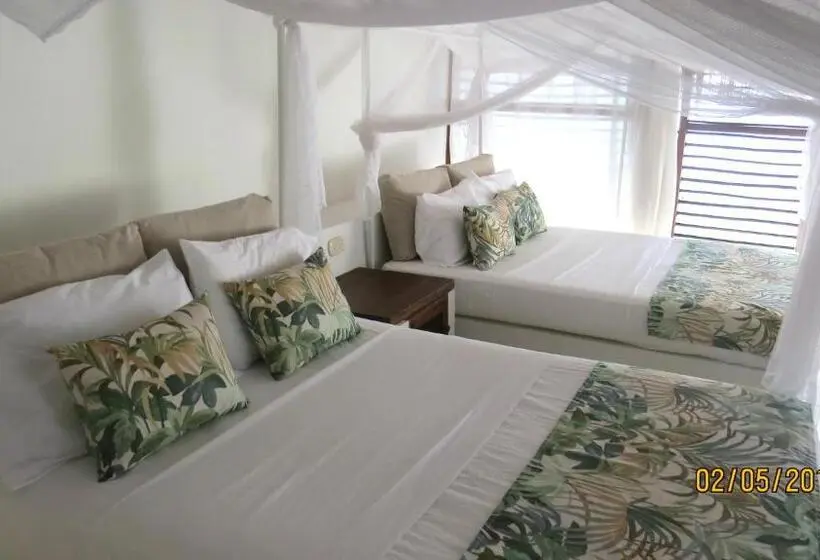 デラックスルーム, Huku Beach Hostel Palomino