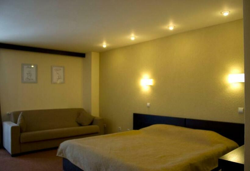 标准间, C&c Karo Resort