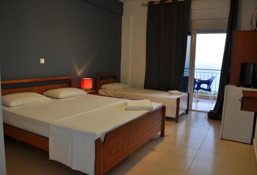 Triple Room Sea View, La Maroja View
