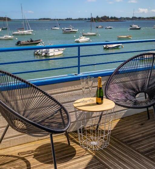 חדר סטנדרט נוף לים עם מרפסת, Restaurant Les Venetes