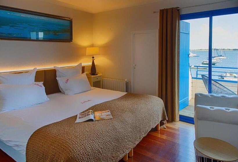 חדר סטנדרט נוף לים עם מרפסת, Restaurant Les Venetes