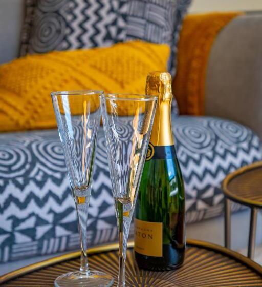 סוויטה, Restaurant Les Venetes