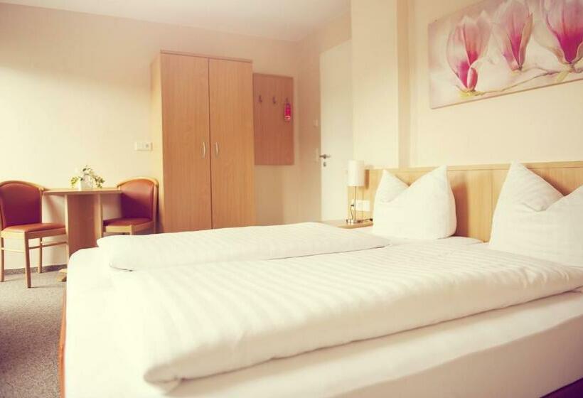 اتاق استاندارد یک نفره, Tafelspitz