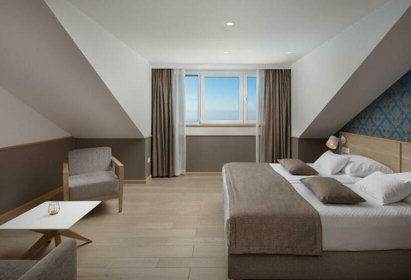 Pokój Penthouse, Tamaris