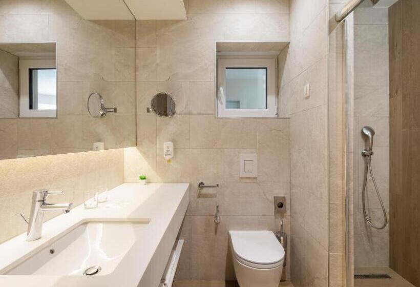 1 Bedroom Superior Apartment Sea View, Tamaris