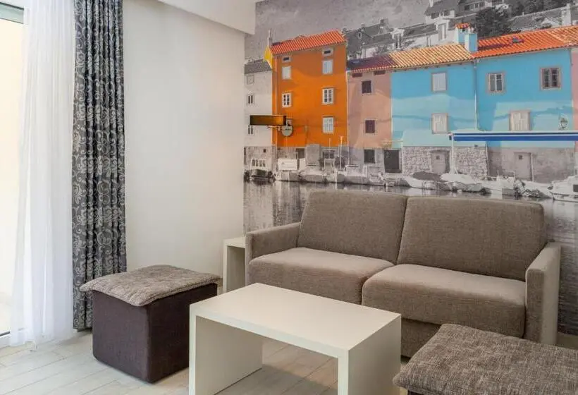 Apartamento 2 Quartos Vista Mar Lateral, Tamaris