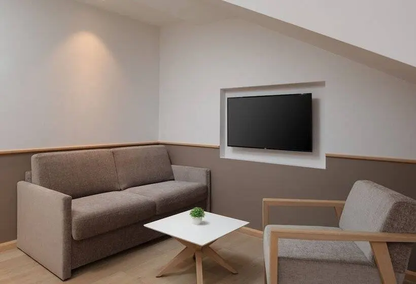 Quarto Standard Teto Inclinado, Tamaris