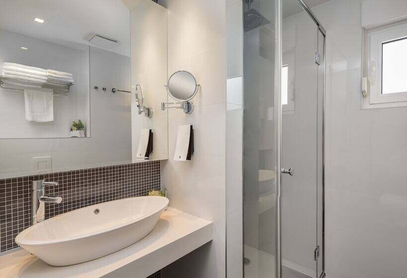 2 Bedroom Apartment Side Sea View, Tamaris