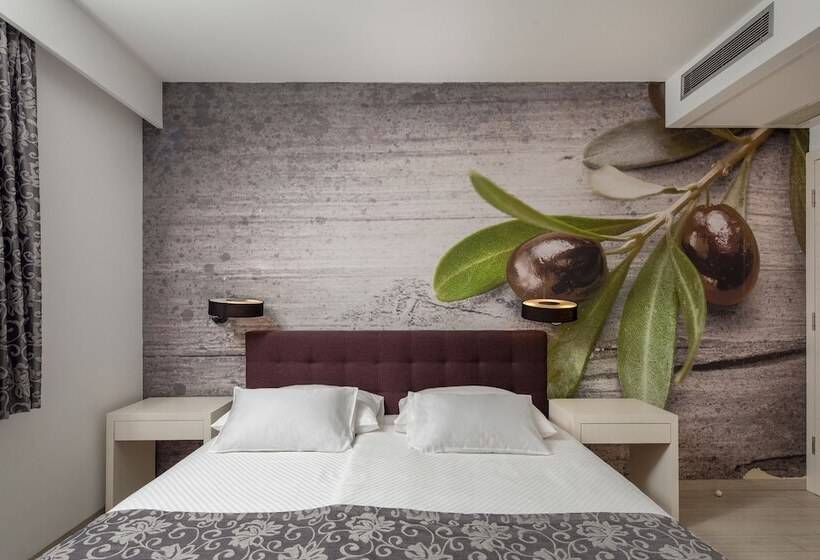 شقة غرفتين نوم إطلالة جانبية على البحر, Tamaris