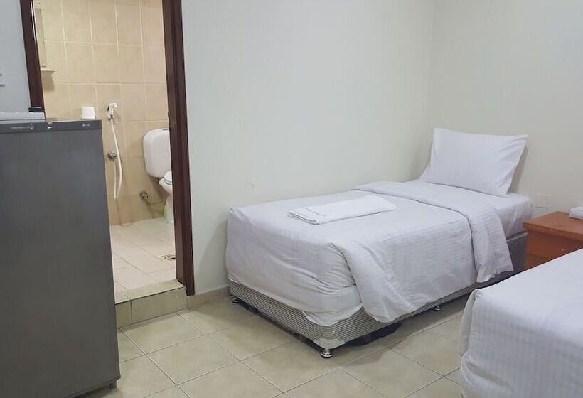 تختخواب در اتاق مشترک, U.a.e Youth Hostel Association