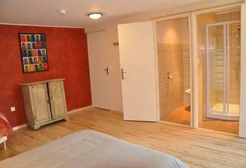 חדר סטנדרט, Yak Avenir