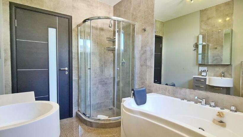 豪华海景房, Atlantic Gold