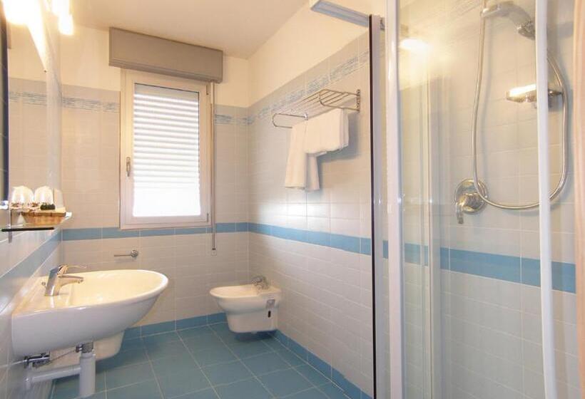 اتاق سوپریور با چشم‌انداز دریا, Bertha Fronte Mare