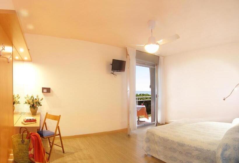 اتاق سوپریور با چشم‌انداز دریا, Bertha Fronte Mare