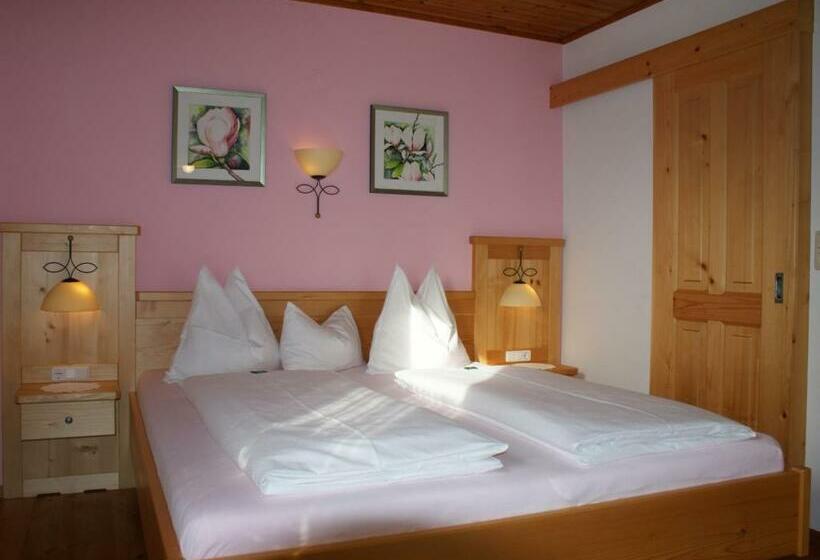 إستديو قياسى مزود بشرفة, Biobauernhof Nussbaumer