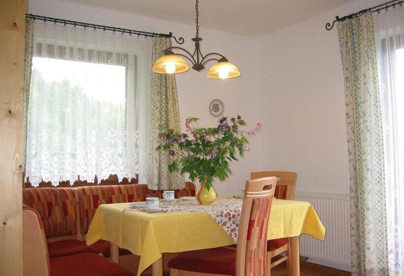 Апартаменты Comfort 2 Спальни, Biobauernhof Nussbaumer