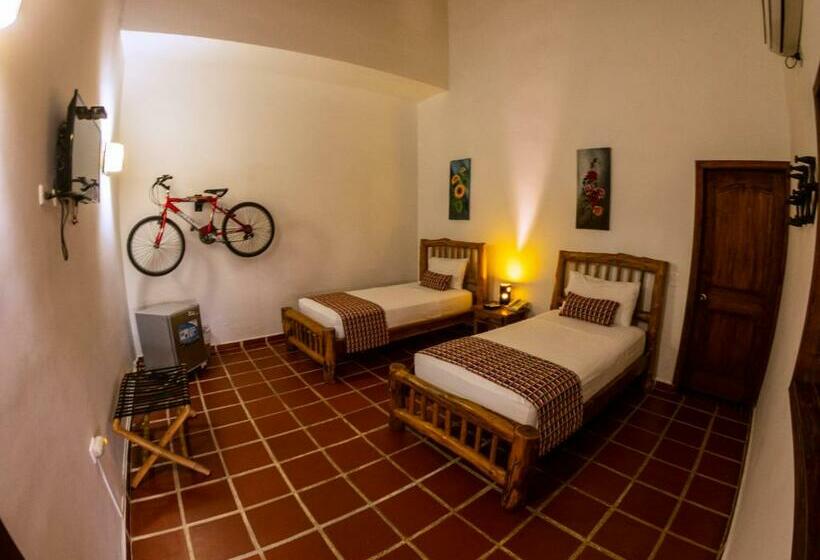 标准三人间, Brisas La Gaviota Mariquit Tolima