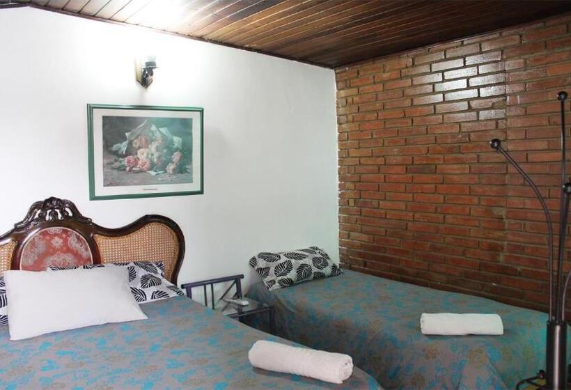 スタンダードトリプルルーム, Casa Posada Amelia