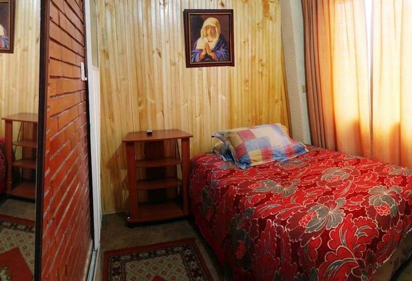 スタンダードスタジオ, Casa Posada Amelia