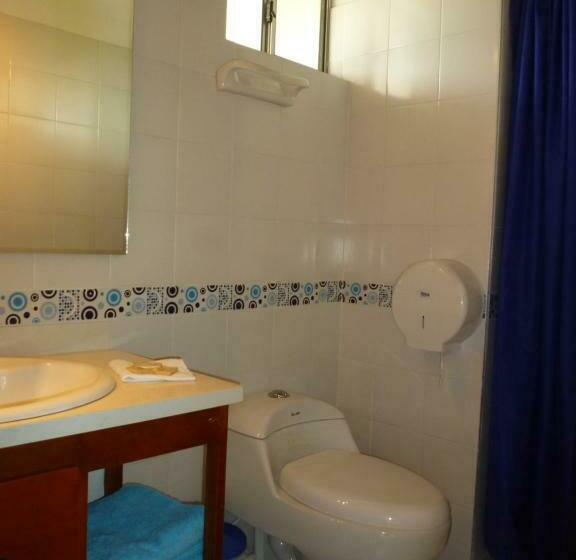 اتاق استاندارد چهار تخته, Costa Linda