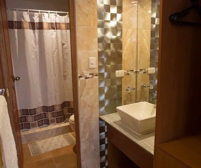 Chambre Triple Supérieure, El Mariscal Cusco