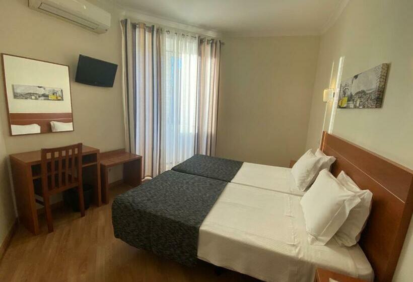 اتاق استاندارد یک نفره, Estrela De Arganil   Luis Simões & Conceição, Lda