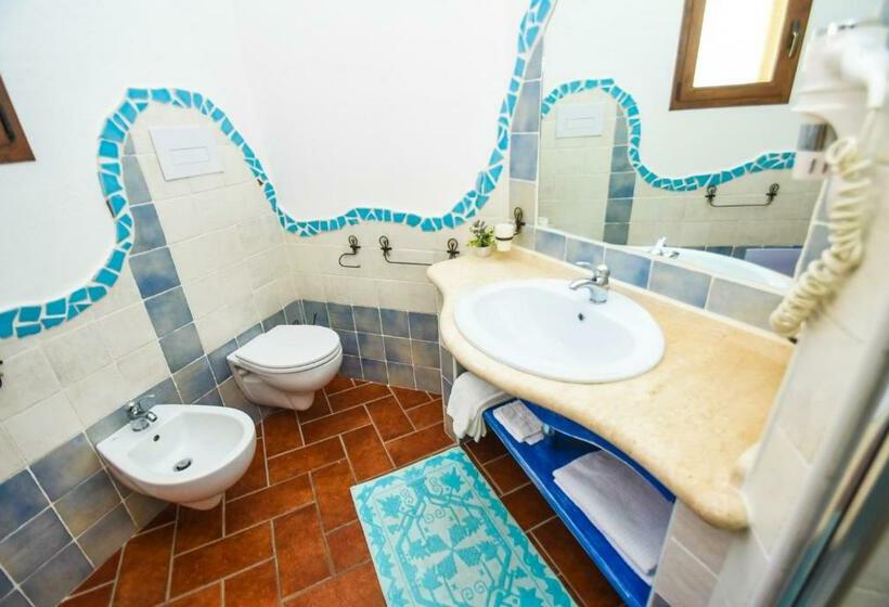 豪华房间, Faunele