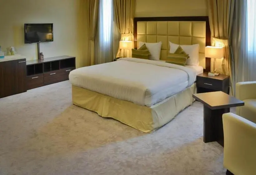 استودیو استاندارد با تخت کینگ, Golden Ocean