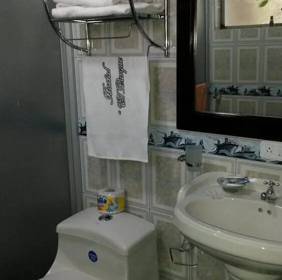 Suite, Hostal El Parque Tababela
