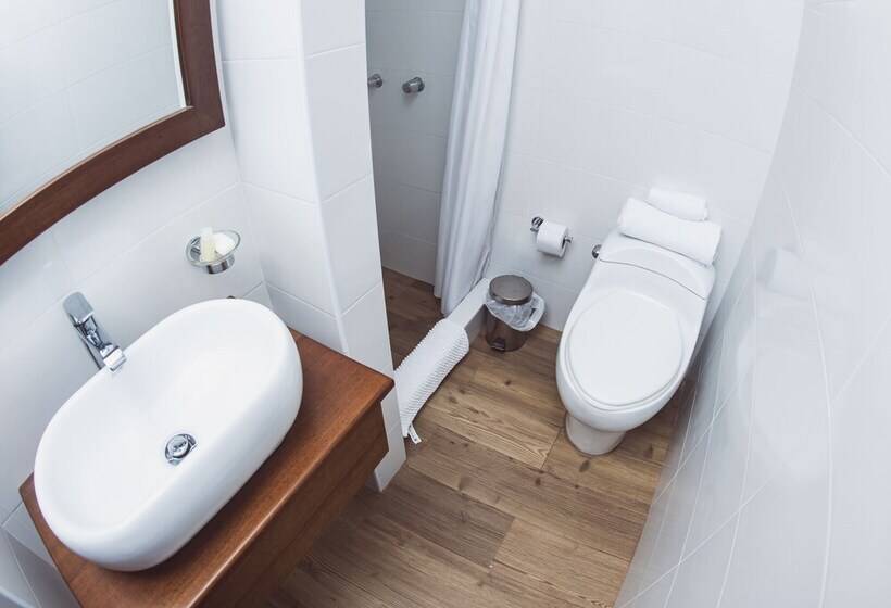 スタンダードシングルルーム, Hostal Lirium