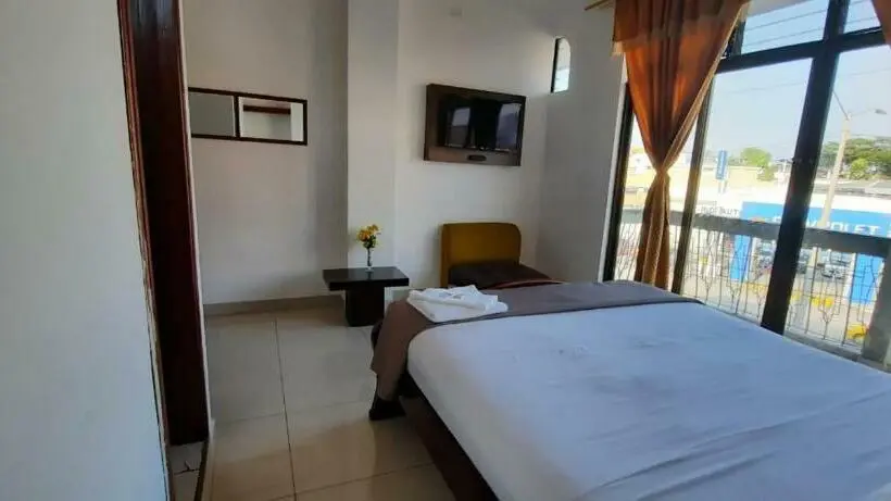 スタンダードルーム, Hostal Perla Real Inn